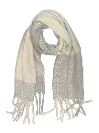 Pre-owned Free People Scarf In Gray