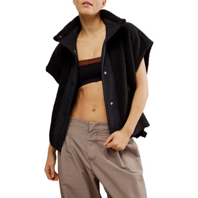 Free People Scout It Out Fleece Vest In Black