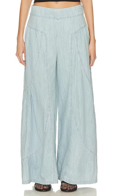 Free People Weiter Schnitt Dawn On Me In Blue