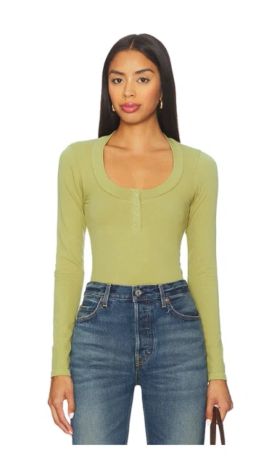 Free People Wide Awake Å±‚å� Ä¸šè£… Â€“ Mosstone. Å°ºç � Xs/s (also Â€“ L/xl, M/l). In Green
