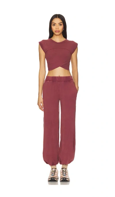 Free People X Fp Movement Hot Shot Crossover Set In Clove