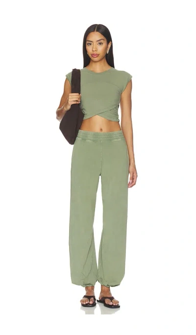 Free People X Fp Movement Hot Shot Crossover Set In Green