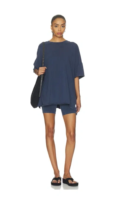 Free People X Fp Movement Hot Shot Reversible Set In Blue