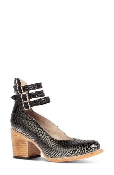 Freebird Randi Leather Pump In Multi
