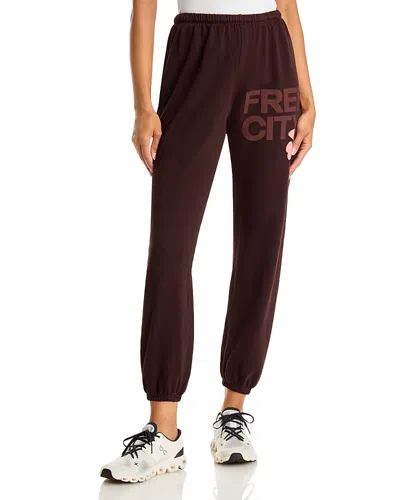 Freecity Free City Cotton Logo Sweatpants In Chocolate Rabbit In Burgundy
