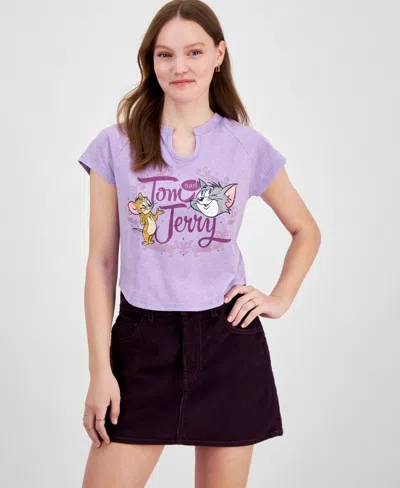 Freeze 24-7 Juniors' Tom & Jerry Embellished Raglan Baby Tee In Purple