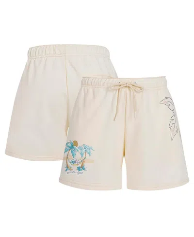 Freeze Max Women's Cream Lilo And Stitch Fleece Club Shorts In Neutral