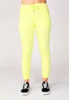 French Kyss Joggers In Lime In Multi