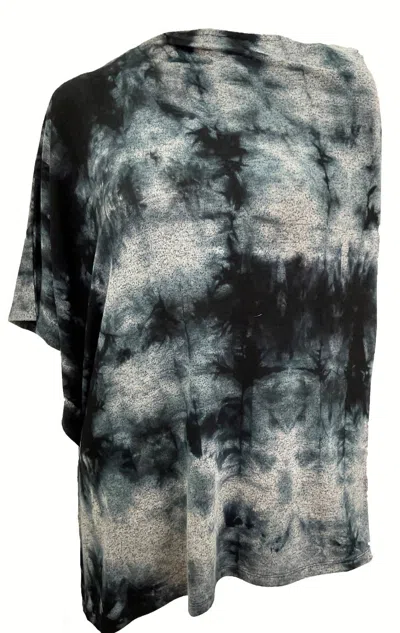 French Kyss Marble Wash Asymmetrical Poncho In Carbon In Grey