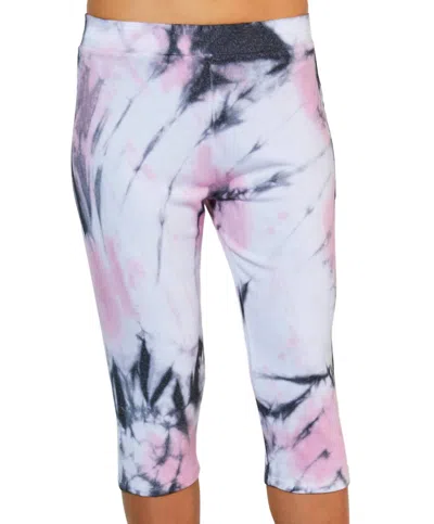 French Kyss Marble Wash Capri Pants In Peri In Multi