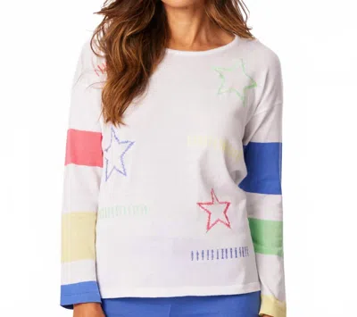 French Kyss Scoop Star Top In White/multi