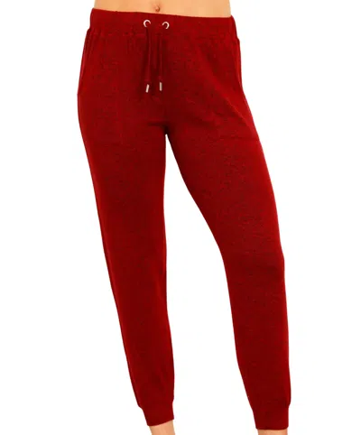 French Kyss Solid Jogger In Wine In Red