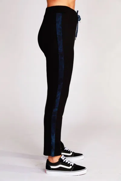 French Kyss Track Pant In Black/ink In Blue