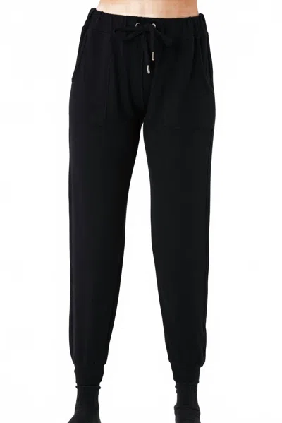 French Kyss Women's Cotton Acrylic Slim Fit Jogger In Black