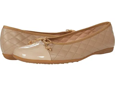 French Sole Passportr Flat