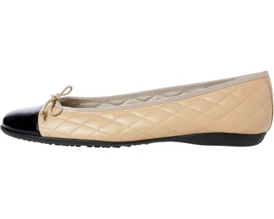French Sole Women's Passport Flat In Black Patent/beige Leather In Neutral