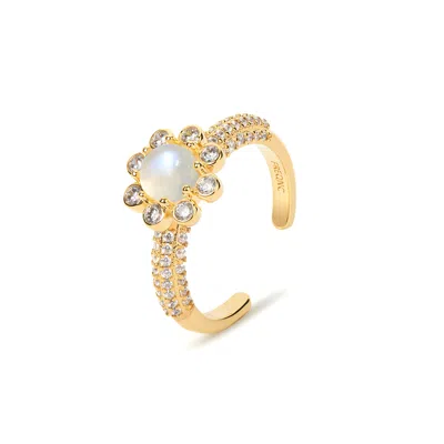 Freqnc Atelier Women's White Eight Petals Ring - Gold - Blue Moonstone