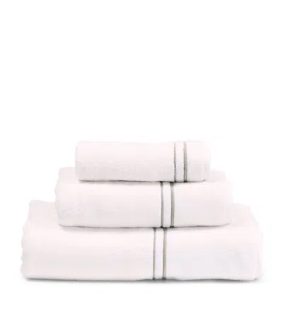 Frette Cotton Layering Embroidery Bath Sheet In Sand