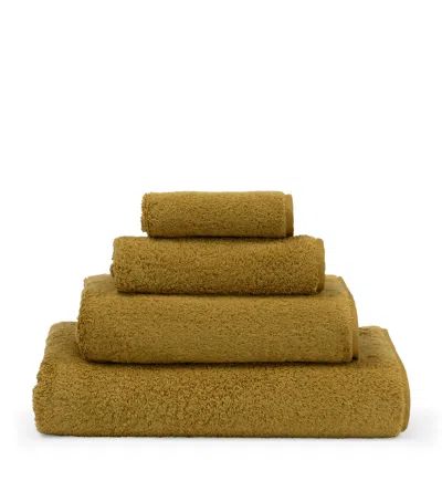 Frette Cotton Unito Hand Towel In Green