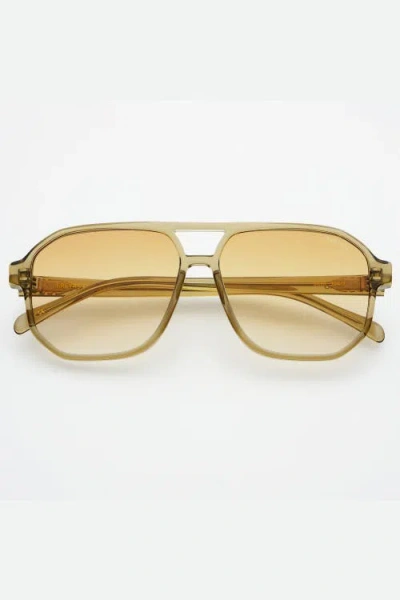 Freyrs Eyewear Billie Aviator Sunglasses In Gold