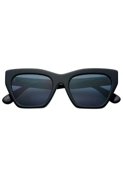 Freyrs Eyewear Gia Cat Eye Sunglasses In Black