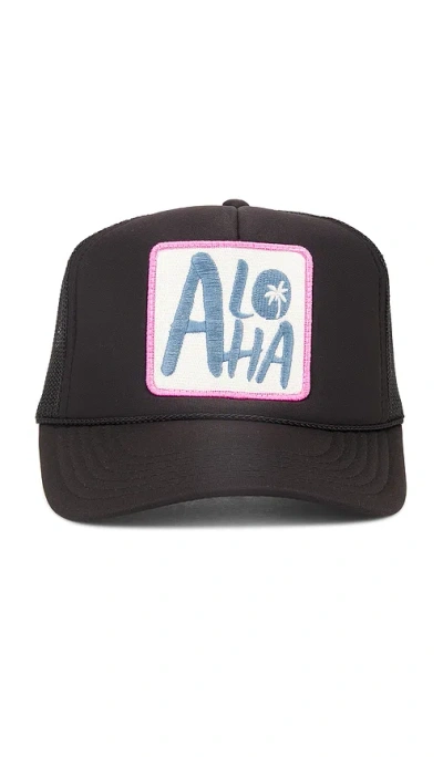 Friday Feelin Aloha Hat In 黑色