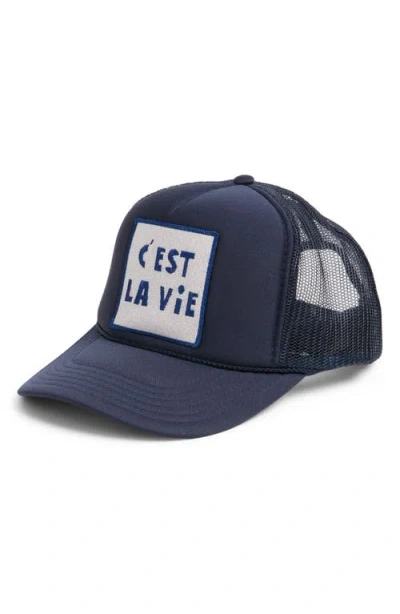 Friday Feelin ' C'est La Vie Trucker Hat In Neutral