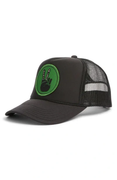 Friday Feelin ' Peace On Earth Patch Trucker Hat In Black