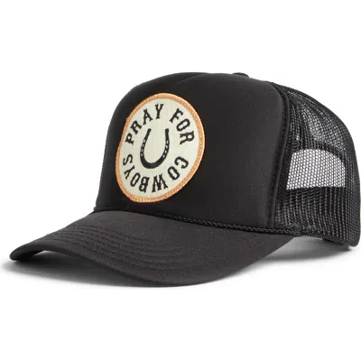 Friday Feelin ' Pray For Cowboys Trucker Hat In Black