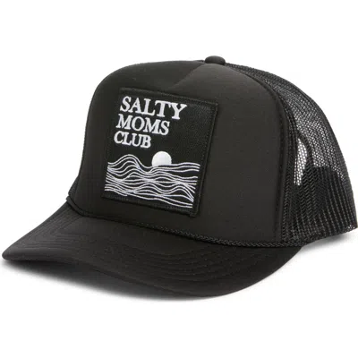 Friday Feelin ' Salty Moms Club Patch Trucker Hat In Black
