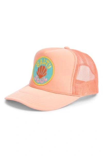 Friday Feelin ' Salty Soul Trucker Hat In Orange