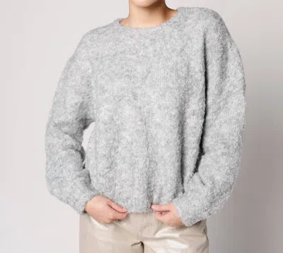 Frnch Camelia Boucle Balloon Sleeve Pullover Sweater In Grey In Gray