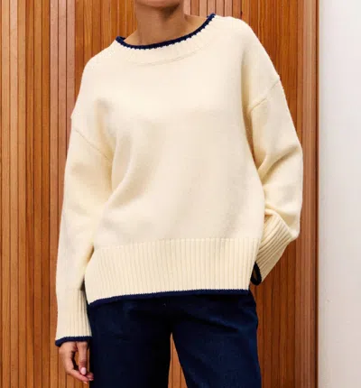 Frnch Snowball Sweater In Cream In White