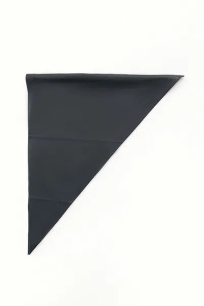 Front Row Shop Women's Black Nappa Leather Scarf