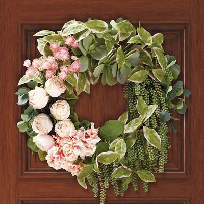 Frontgate Biscayne Succulent Wreath In Green