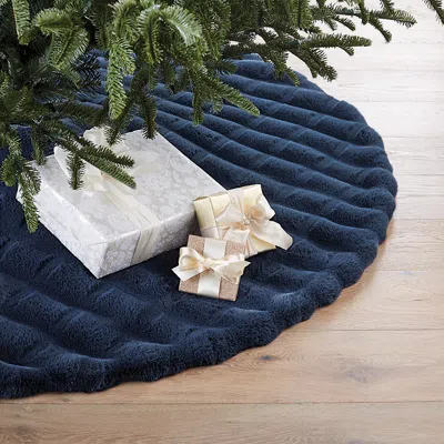 Frontgate Luxury Faux Fur Sculpted Tree Skirt In Blue