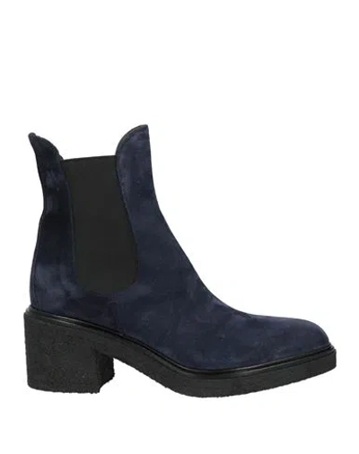 Fruit Fru. It Woman Ankle Boots Navy Size 6 Leather