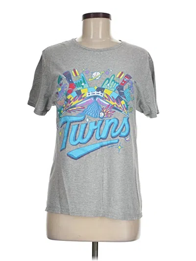 Pre-owned Fruit Of The Loom Short Sleeve T-shirt In Silver