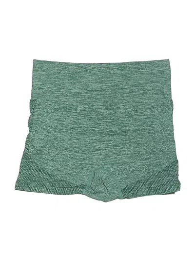 Pre-owned Fruit Of The Loom Shorts In Green