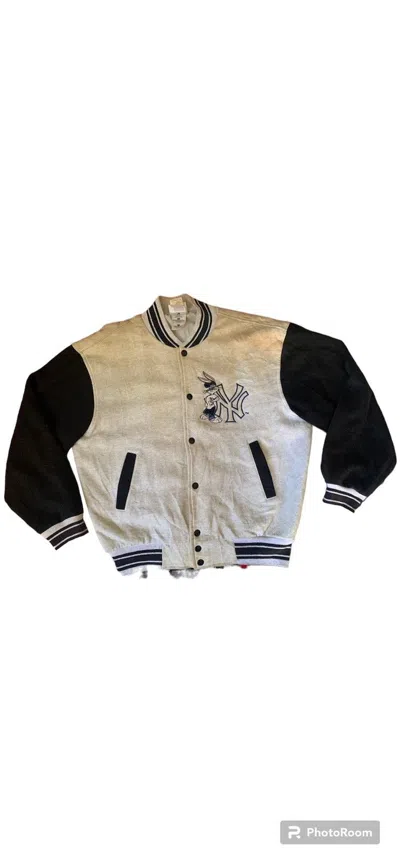 Pre-owned Fruit Of The Loom Vintage 1999 Looney Tunes X New York Yankees Varsity Jacket In Black