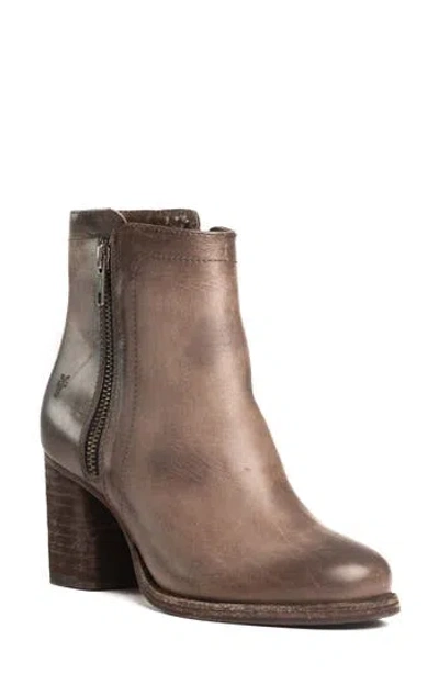 Frye Addie Double Zip Bootie In Neutral