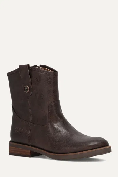 Frye And Co Kellie Button Short In Purple