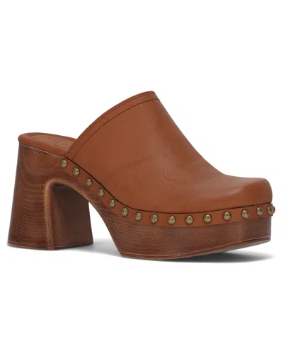Frye And Co Wylie Clogs In Brown