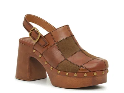 Frye And Co Frye & Co. Wylier Platform Clog In Brown
