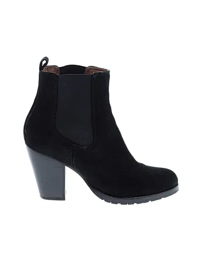 Pre-owned Frye Ankle Boots In Black