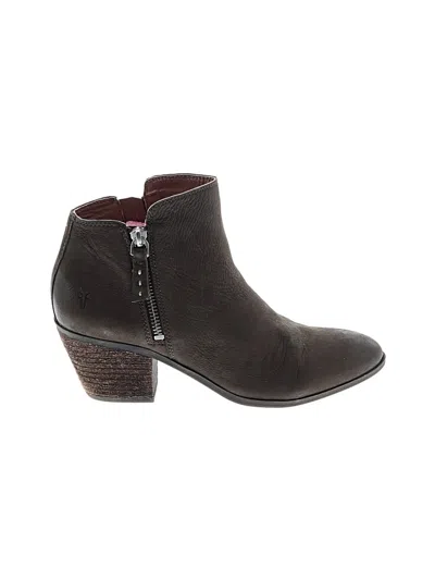 Pre-owned Frye Ankle Boots In Brown