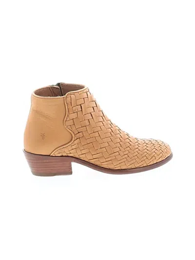 Pre-owned Frye Ankle Boots In Tan