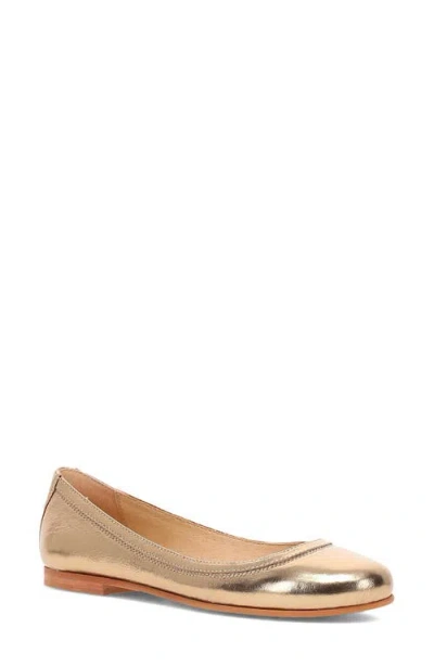 Frye Carson Ballet Flat In Dark Gold