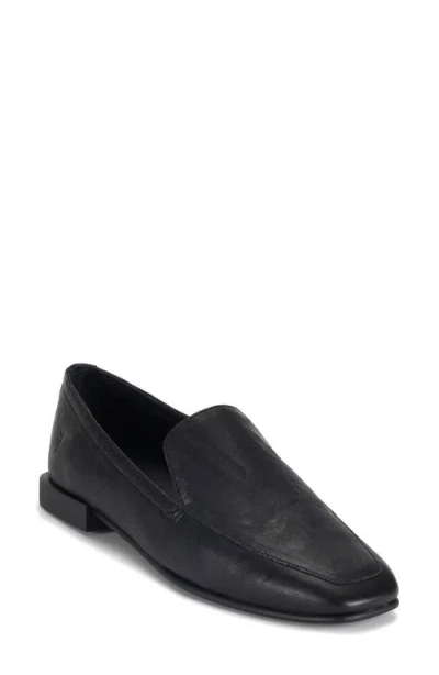 Frye Claire Flat In Black