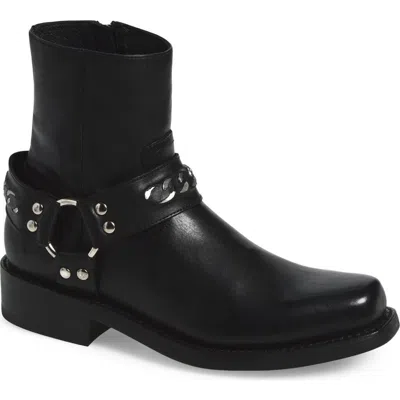 Frye Conway Chain Harness Leather Boot In Black